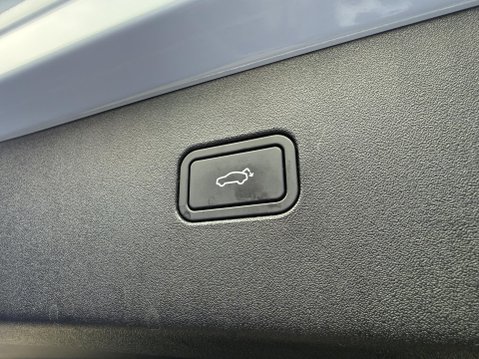 Volvo Ex30 Single Motor Extended Range 69kWh Ultra SUV 5dr Electric Auto (272 ps) 24