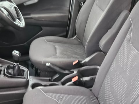 Ford Transit Courier TREND TDCI 30