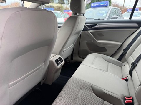 Volkswagen Golf 1.6 TDI BlueMotion Tech Match Euro 5 (s/s) 5dr 24