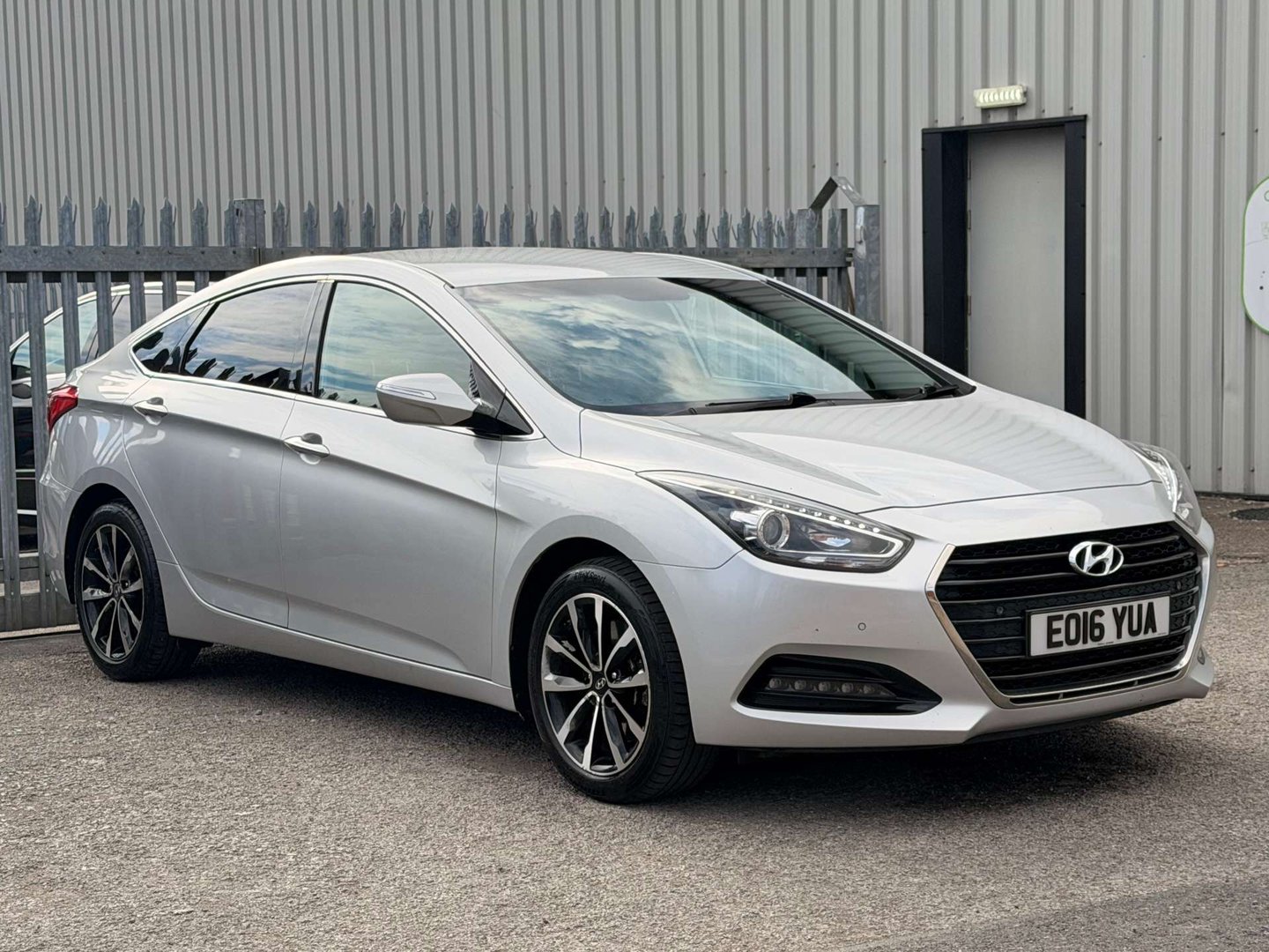 2016 HYUNDAI I40