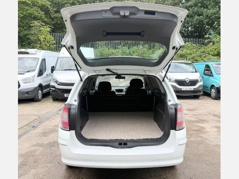 Vauxhall Astra 1.3 CDTi 16v Club Car Derived Van 3dr Diesel Manual (130 g/km, 89 bhp) 30