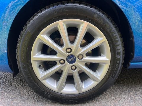 Ford Fiesta TITANIUM 13