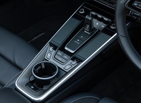 Porsche 911 Turbo S Cabriolet (992) 22