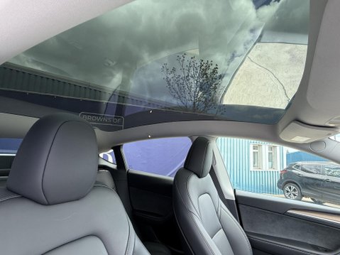 Tesla Model Y (Dual Motor) Performance SUV 5dr Electric Auto 4WDE (426 bhp) 35