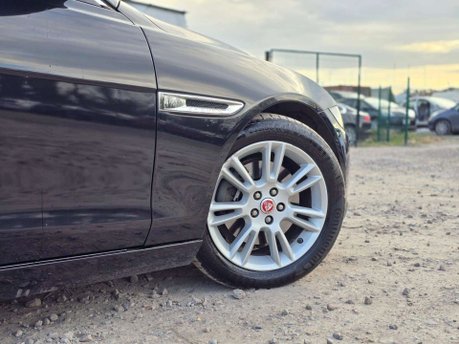 Jaguar XE 2.0d Prestige Auto Euro 6 (s/s) 4dr 38