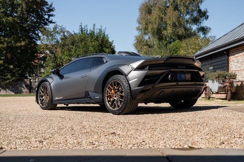 Lamborghini Huracan 5.2 V10 Sterrato LDF 4WD Euro 6 (s/s) 2dr 12