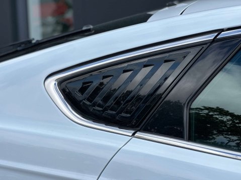 Ford Mondeo 2.0 Mondeo Titanium TDCi 5dr 29