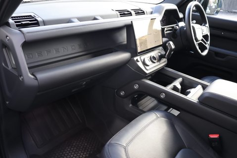 Land Rover Defender 110 2026 D350 HARD TOP X-DYNAMIC HSE  GENUINE REAR SEATS FITTED  19