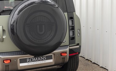 Land Rover Defender 110 X P400 27