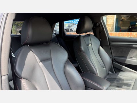 Audi RS3 2.5 RS 3 Sportback TFSI Quattro Semi-Auto 4WD 5dr 5