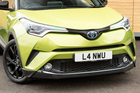 Toyota C-HR LIME EDITION 10