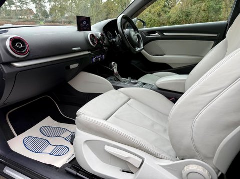 Audi S3 2.0 TFSI S Tronic quattro Euro 6 (s/s) 3dr (Nav) 2