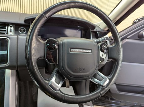 Land Rover Range Rover 3.0 Range Rover Vogue SDV6 Auto 4WD 5dr 57