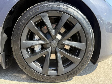Tesla Model 3 Saloon 4dr Electric Auto RWD (241 bhp) 14