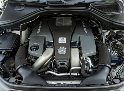 Mercedes-Benz GLE 63 S 4MATIC Night Edition 29