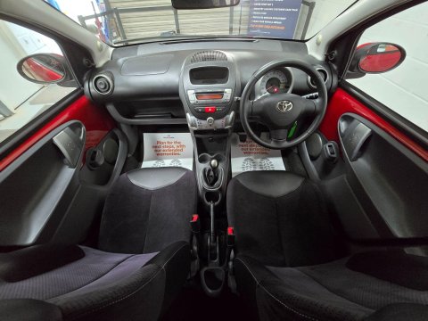 Toyota Aygo 1.0 VVT-i Ice Euro 5 5dr 3