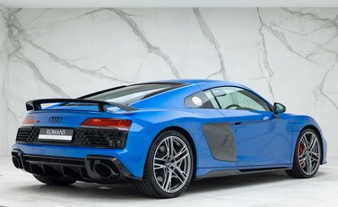 Audi R8 V10 Performance Carbon Black 7