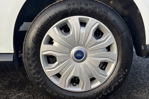 Ford Transit Connect 200 L1 Trend 100 ps Panel Van - Air Con 29
