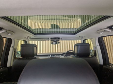 Land Rover Range Rover 3.0 Range Rover Vogue TDV6 Auto 4WD 5dr 28