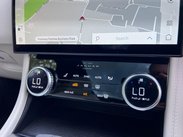 Jaguar F-Pace 2.0 D200 MHEV R-Dynamic Black Auto AWD Euro 6 (s/s) 5dr 24
