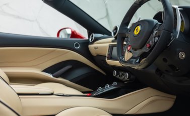 Ferrari California T HANDLING SPECIALE 16