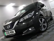 Nissan LEAF LAUNCH EDITION 32