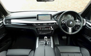 BMW X5 xDrive40d M Sport 8
