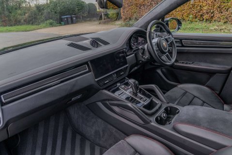 Porsche Cayenne Cayenne GTS 8