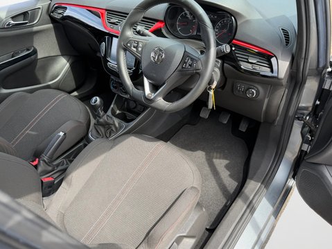 Vauxhall Corsa 1.4 SRi Vx-line Nav Black 5dr 19