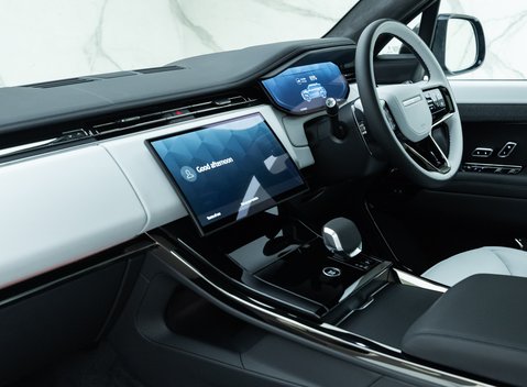 Land Rover Range Rover Sport P550e Autobiography 12