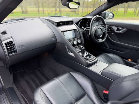 Jaguar F-Type 5.0 F-Type V8 R AWD Auto 4WD 3dr 30