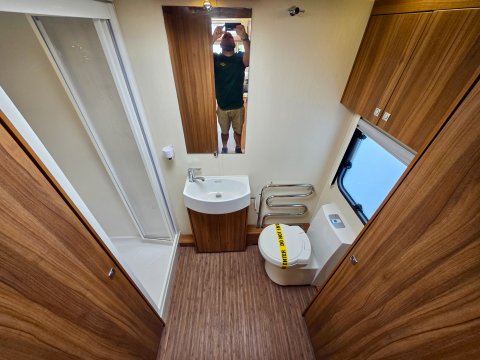 Elddis Affinity  530 Sussex Premier Edition Mayfield 14