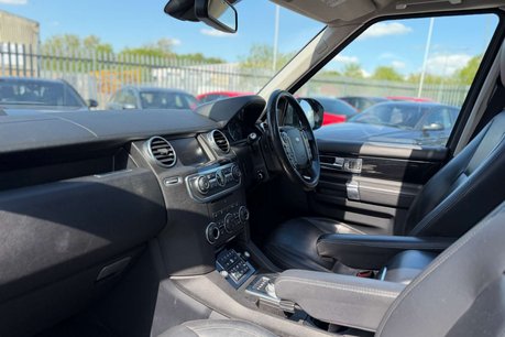 Land Rover Discovery 3.0 Discovery HSE SDV6 Auto 4WD 5dr 42