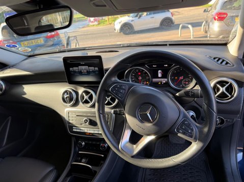 Mercedes-Benz A Class 1.5 A180d Sport (Executive) 7G-DCT Euro 6 (s/s) 5dr 13