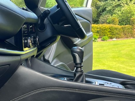 Nissan Qashqai DIG-T N-CONNECTA MHEV 21