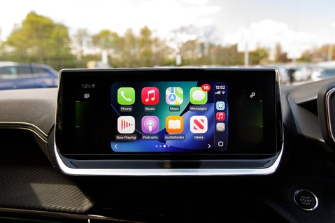 Peugeot 208 PURETECH GT S/S 30