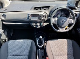 Toyota Yaris 1.0 Yaris TR VVT-i 5dr 2