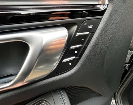 Porsche Macan 3.0 Macan S Semi-Auto 4WD 5dr 72