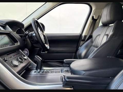 Land Rover Range Rover Sport 3.0 Range Rover Sport HSE SDV6 Auto 4WD 5dr 85