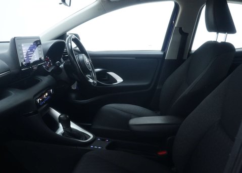 Toyota Yaris 1.5 Yaris Icon HEV CVT 5dr 43