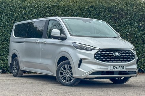 Ford Tourneo Custom Titanium Luxe | 9 Seat | Auto | L2 LWB | 320 | Euro 6 | £31,993 + vat
