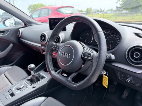 Audi A3 1.6 TDI S LINE 10
