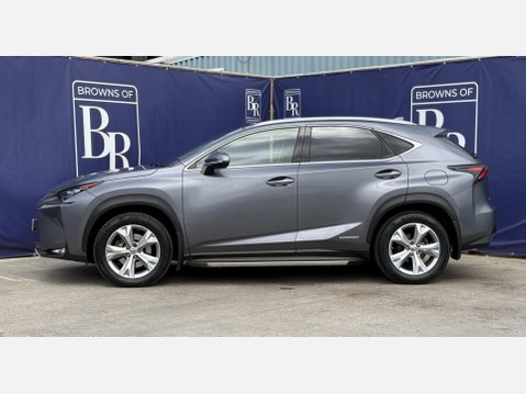Lexus NX 2.5 300h Premier SUV 5dr Petrol Hybrid E-CVT 4WD Euro 6 (s/s) (197 ps) 8
