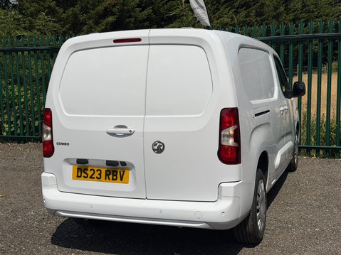 Vauxhall Combo L2H1 2300 PRO S/S 22
