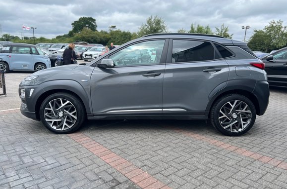 Hyundai KONA 1.6 h GDI PREMIUM AUTO PETROL HYBRID 16