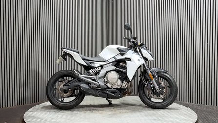 cf moto NK 2017 ONLY 5K RUNNING NAKED PROJECT BIKE 650CC TWIN NK