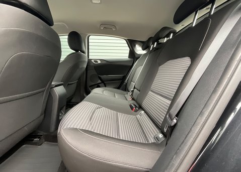 Kia Ceed 1.5T GDi ISG 2 13