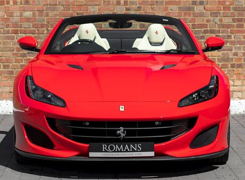 Ferrari Portofino 4