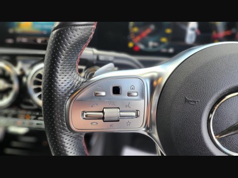 Mercedes-Benz A Class A 250 AMG LINE PREMIUM 24