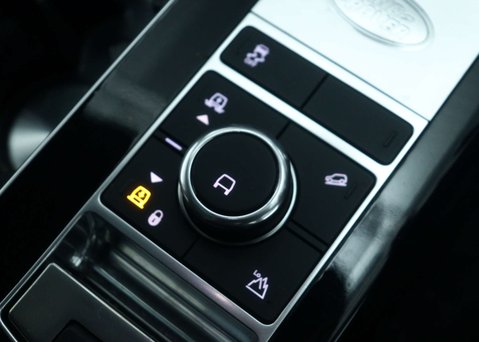 Land Rover Range Rover 3.0 Range Rover Vogue SDV6 Auto 4WD 5dr 43